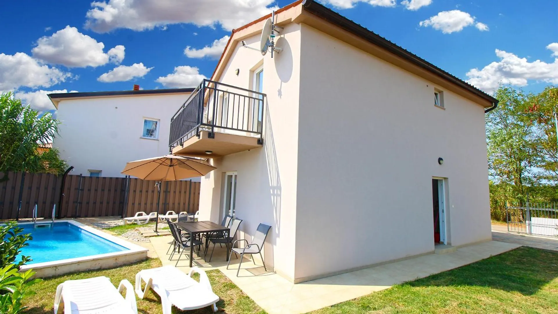 Villa Seve 2183 Medolino 0*,  Croazia